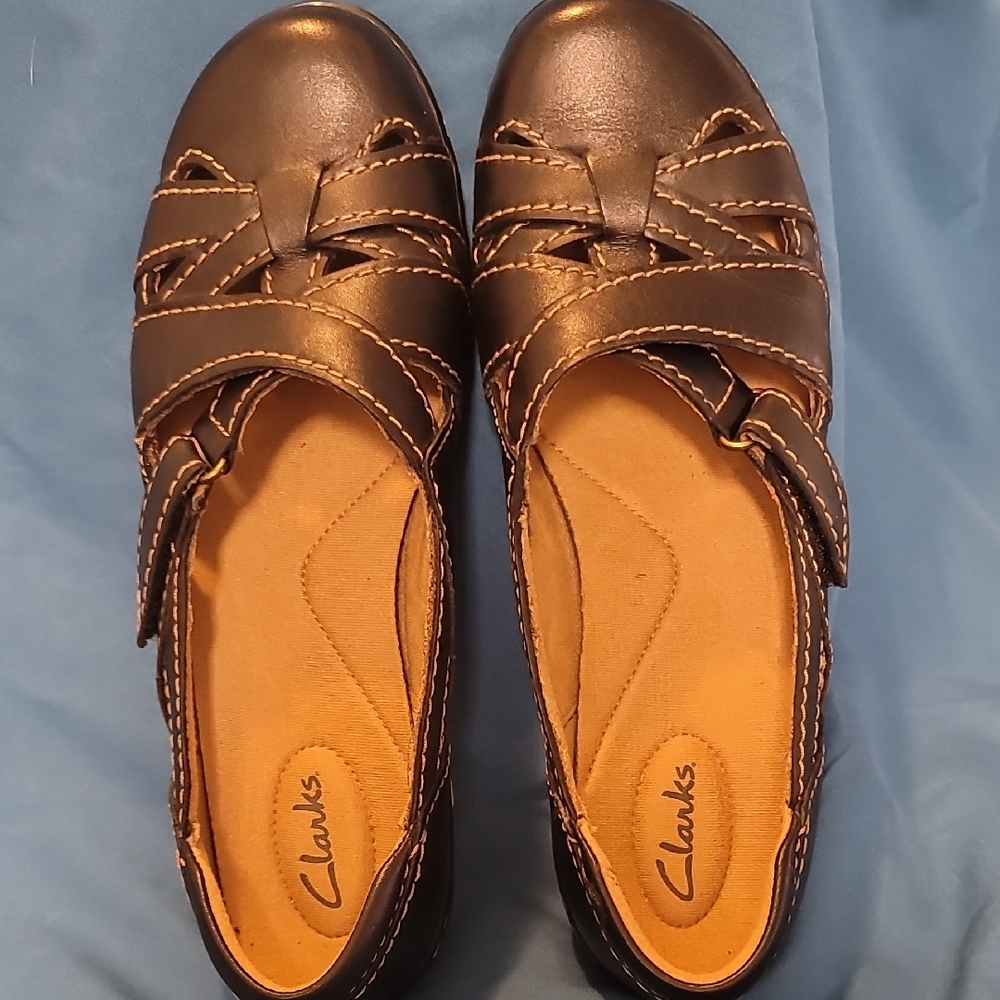 Clarks Dark Brown Leather Flats